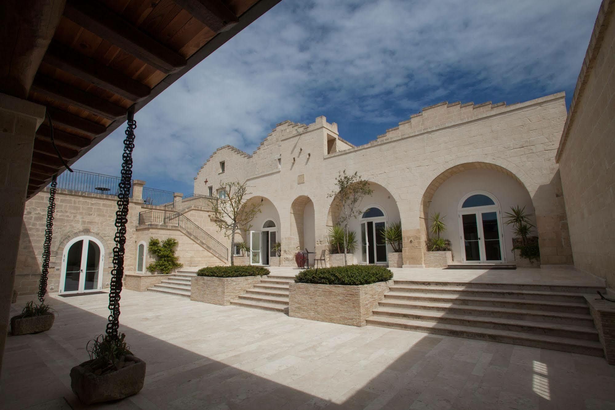 Tenuta Danesi - Camere - Appartamenti - Bubble Room Matera Dış mekan fotoğraf